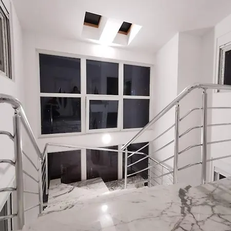 Square * Мостар