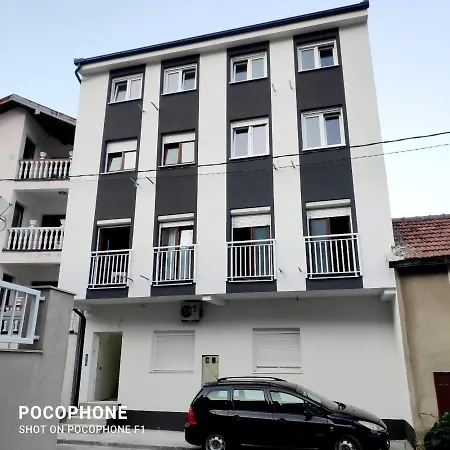 Square Апартаменты *